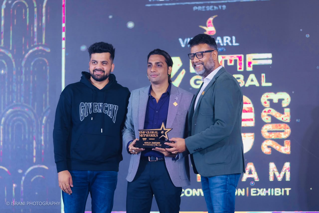 EMF Global Networks Gold Award — Best Entertainer of the Year